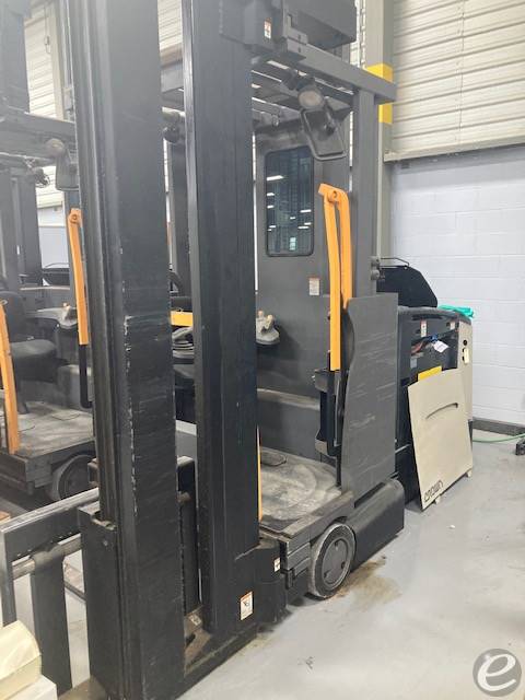 2006 Crown TSP6000 Electric Forklift - 123Forklift