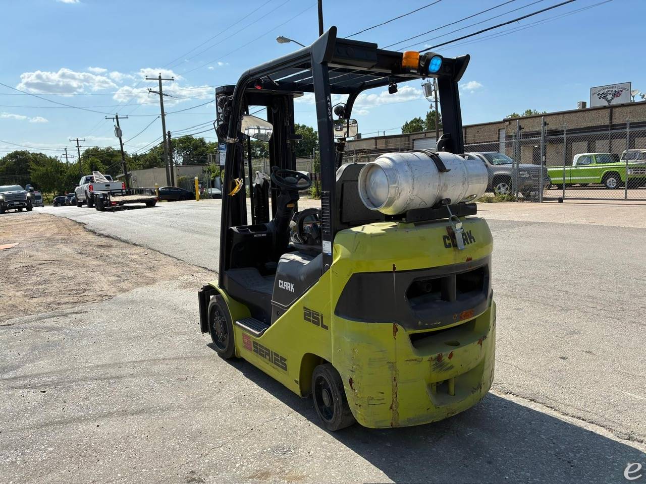 2021 Clark S25CL