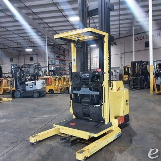 2018 Hyster R30XMA3 Electric Order Picker - 123Forklift