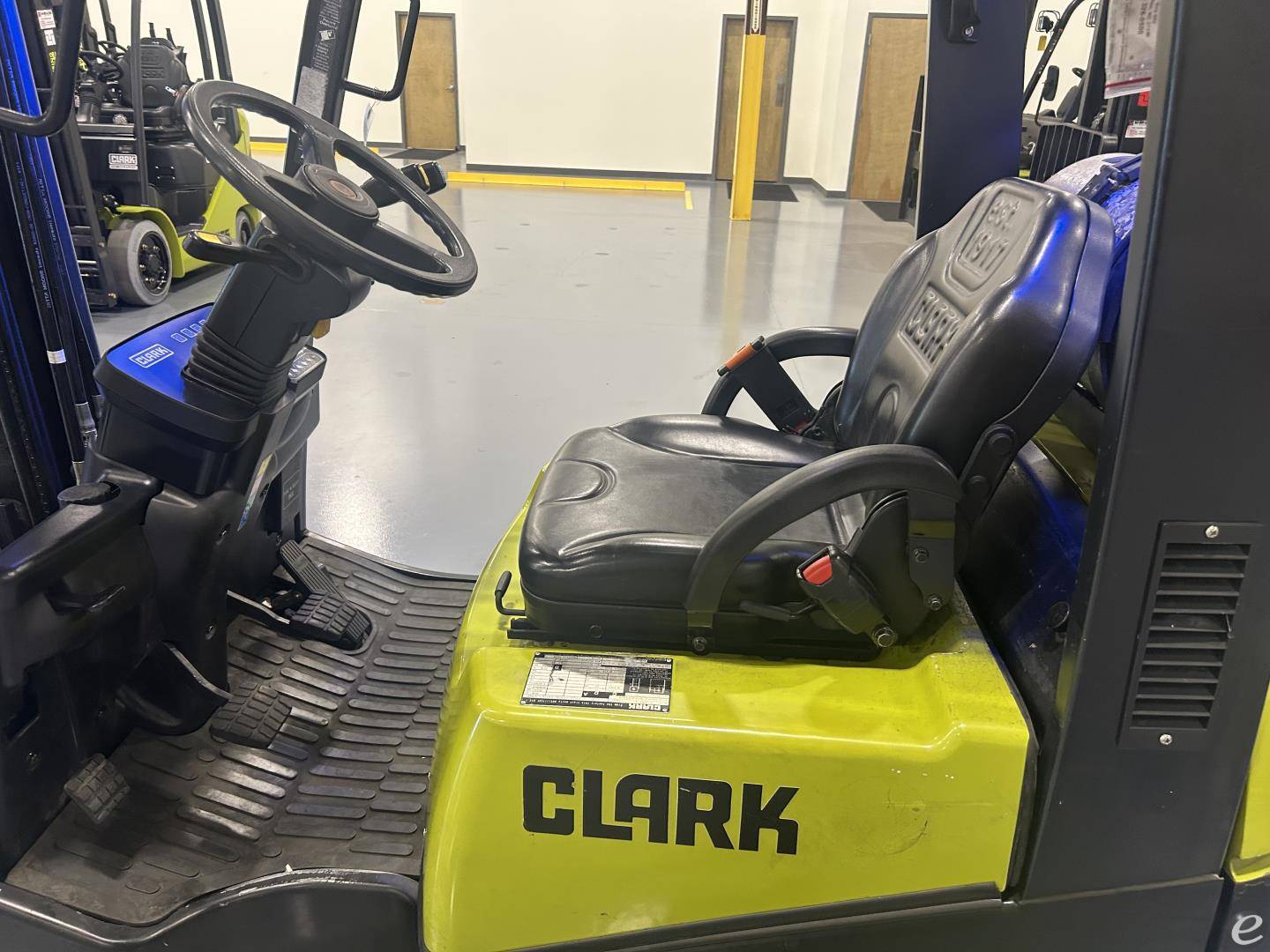 2021 Clark C15C