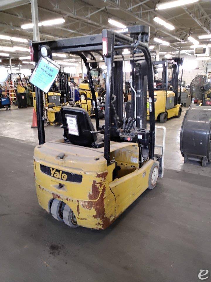 2019 Yale ERP040VT