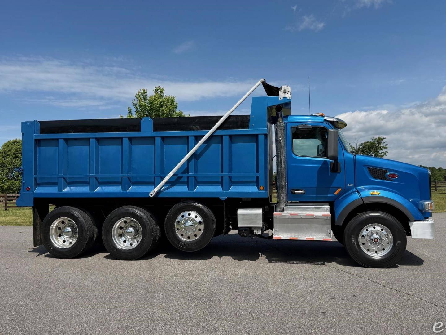 2016 Peterbilt 567