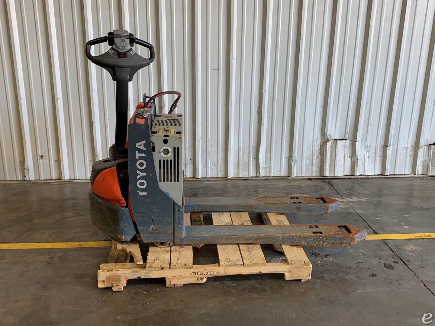 2018 Toyota 8HBW23 Electric Forklift - 123Forklift