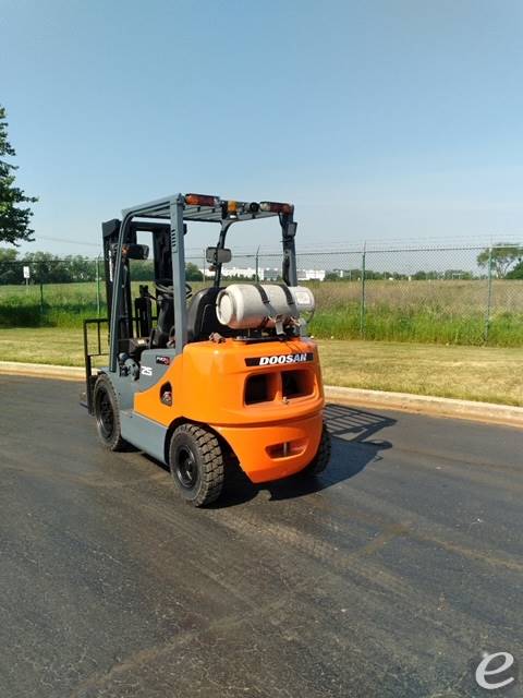2013 Doosan G25E-5