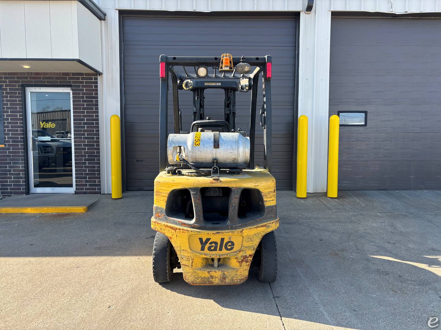 2017 Yale GP050VX