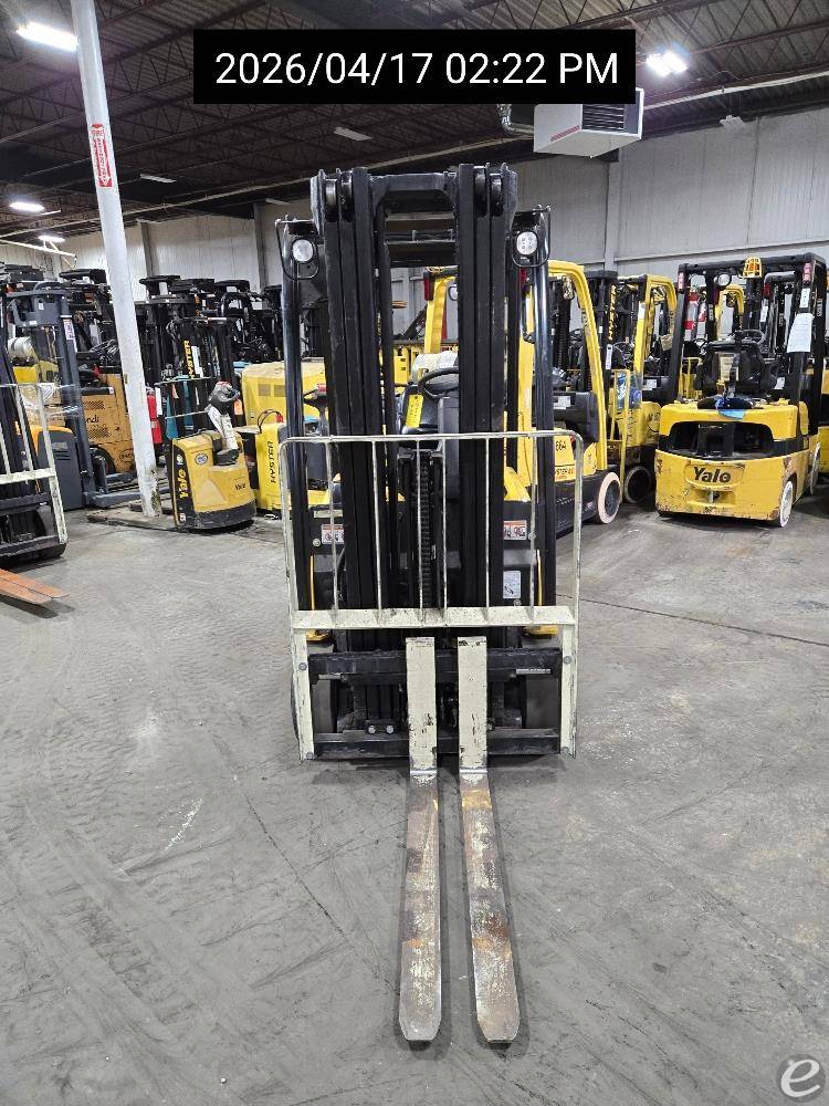 2021 Yale ERP035VT