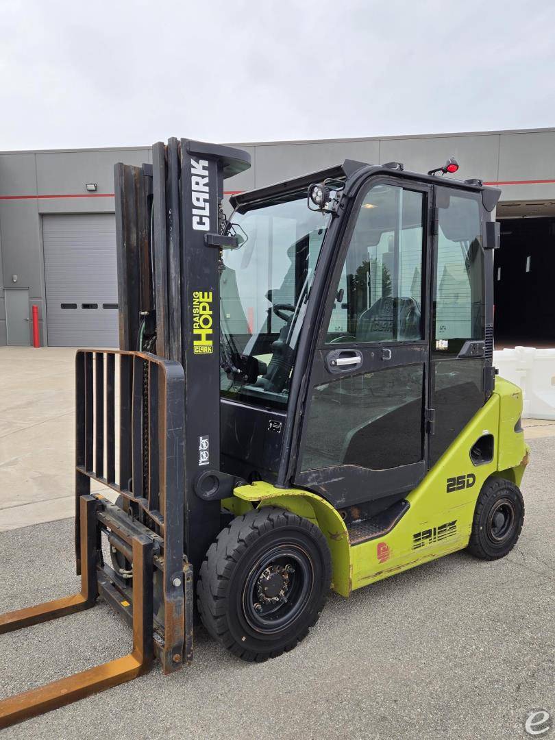 2022 Clark S25D