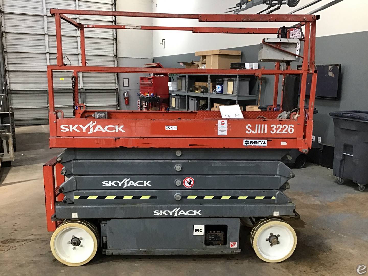 2017 Skyjack SJ3226