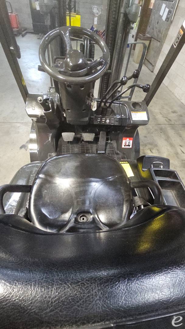 2012 Cat 2P5000