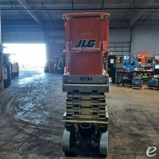2015 JLG 2630ES