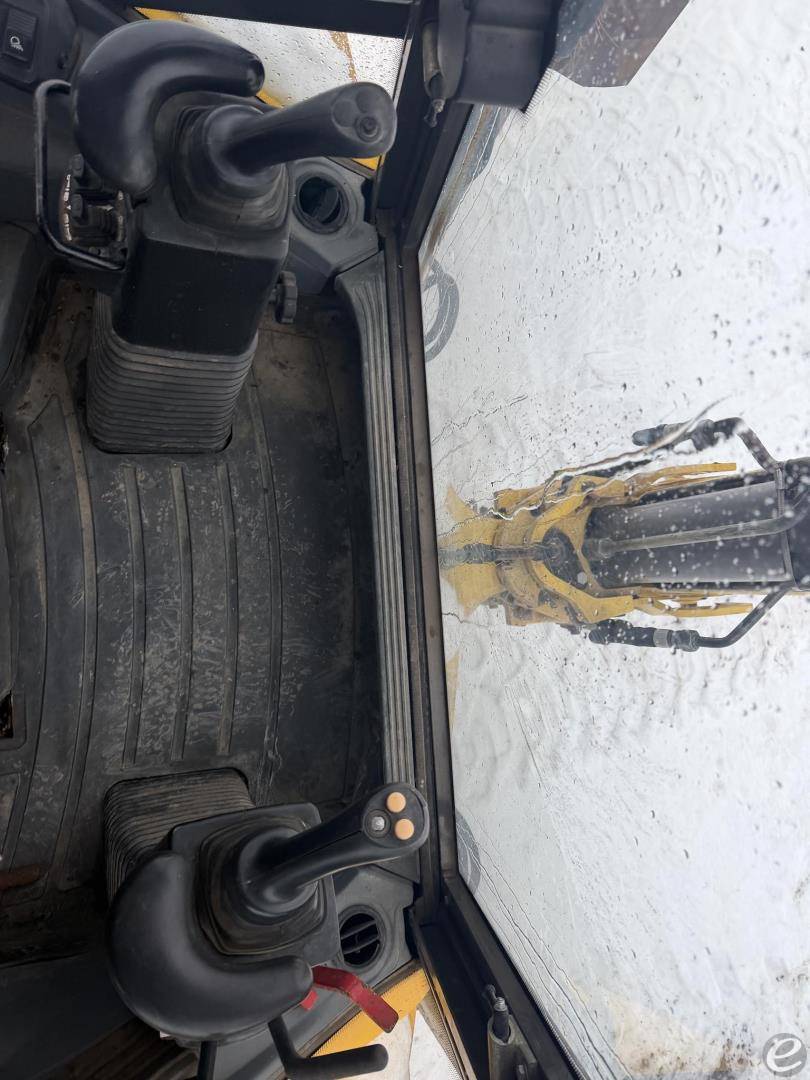 2008 New Holland B110