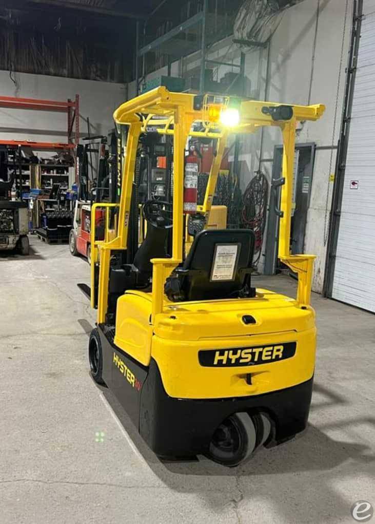 2017 Hyster J30XNT Electric 3 Wheel Forklift - 123Forklift