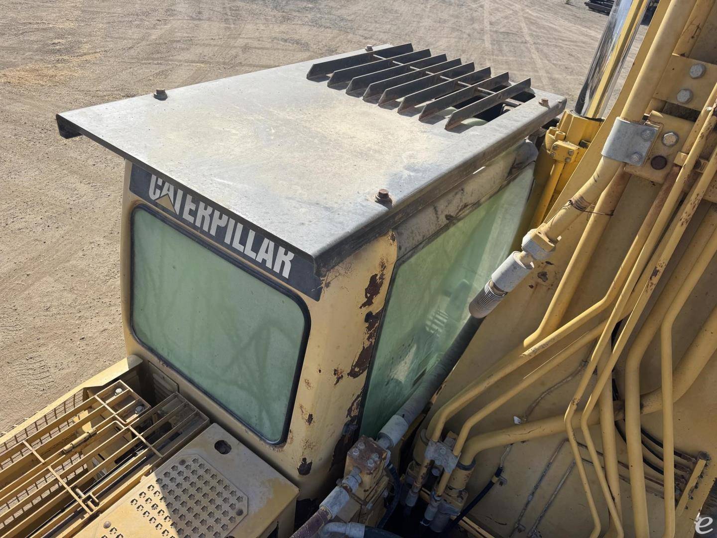 2003 Cat 330CL