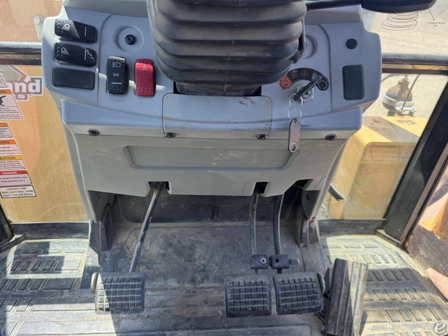2008 Massey Ferguson 5465