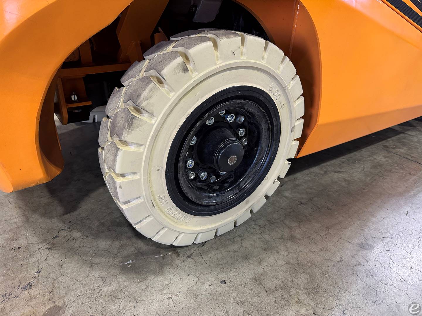 2026 Viper Lift Trucks FY25F