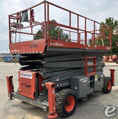 2013 Skyjack SJ9250 RT Diesel Scissor Lift - 123Forklift