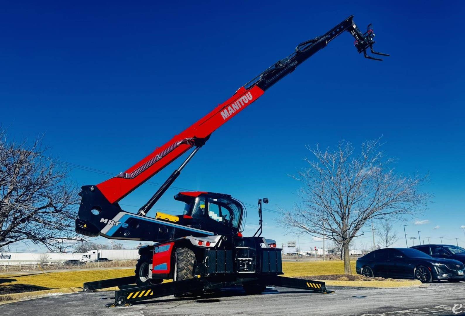 2025 Manitou MRT2660E
