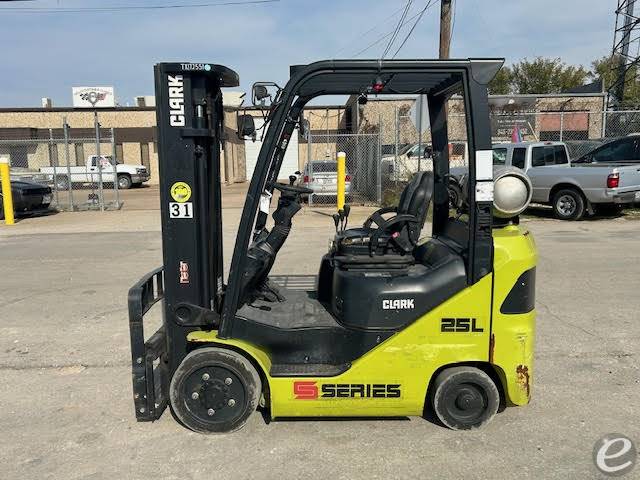 2021 Clark S25CL