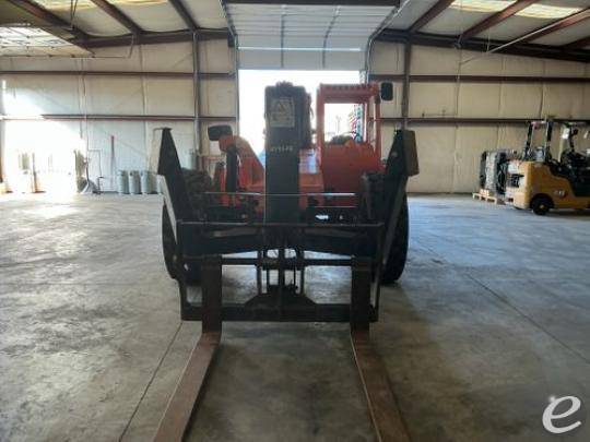 2016 JLG 10054
