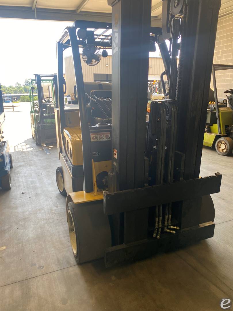 2022 Yale GLC100VX LP Gas Forklift - 123Forklift