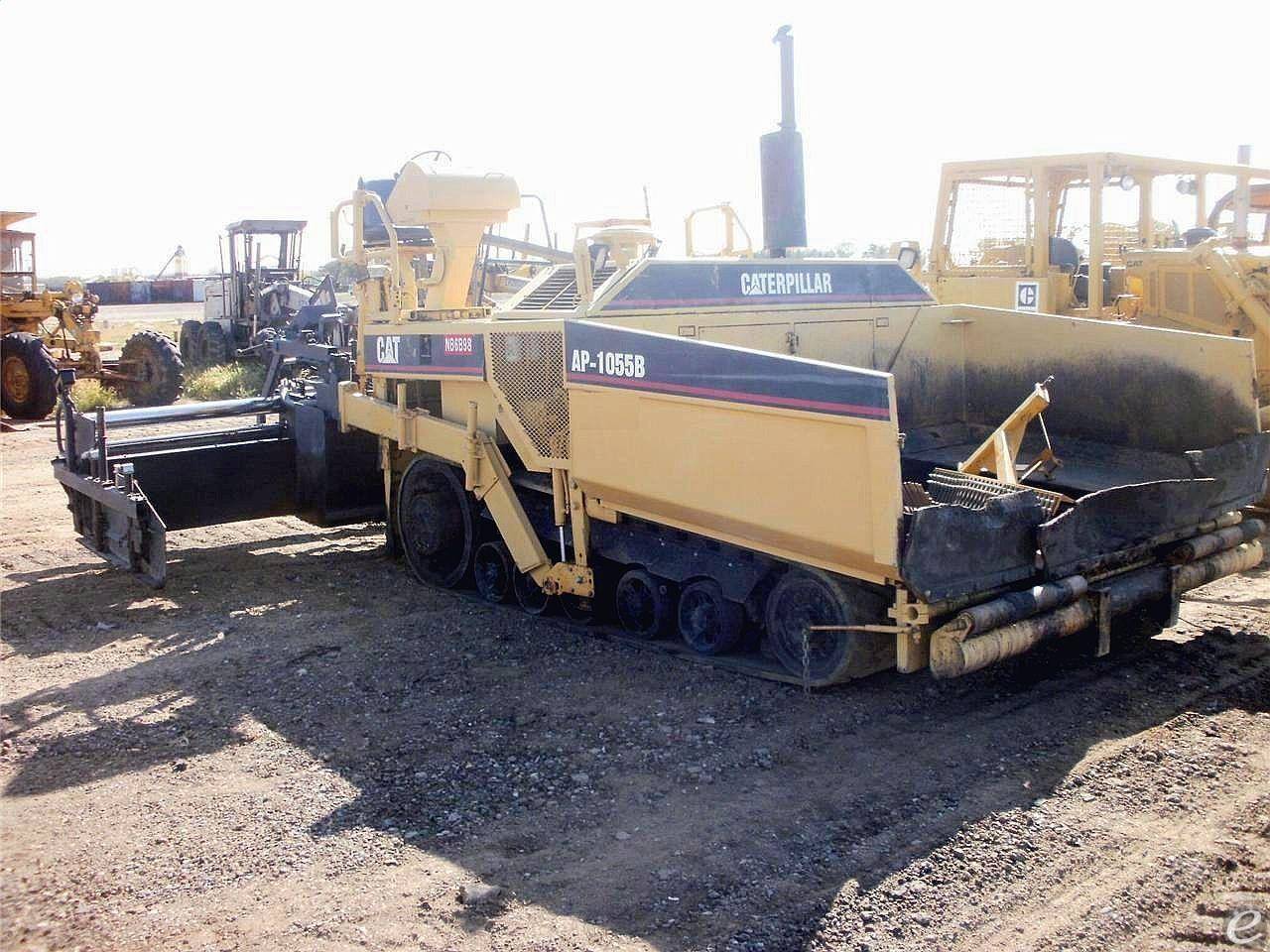 1996 Cat AP-1055B