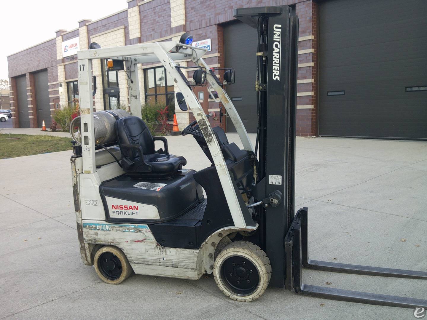 2015 Unicarriers MCP1F1A15LV LP Gas Forklift - 123Forklift