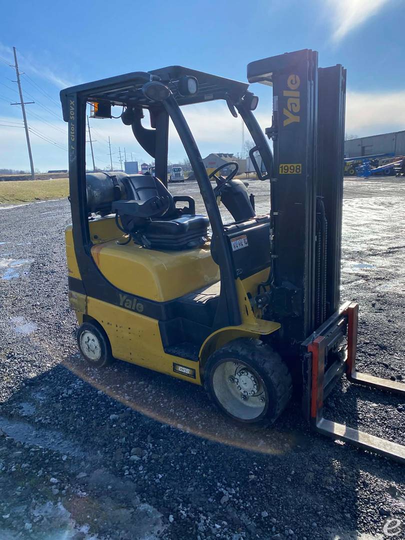 2013 Yale GLC050VXNVSE083