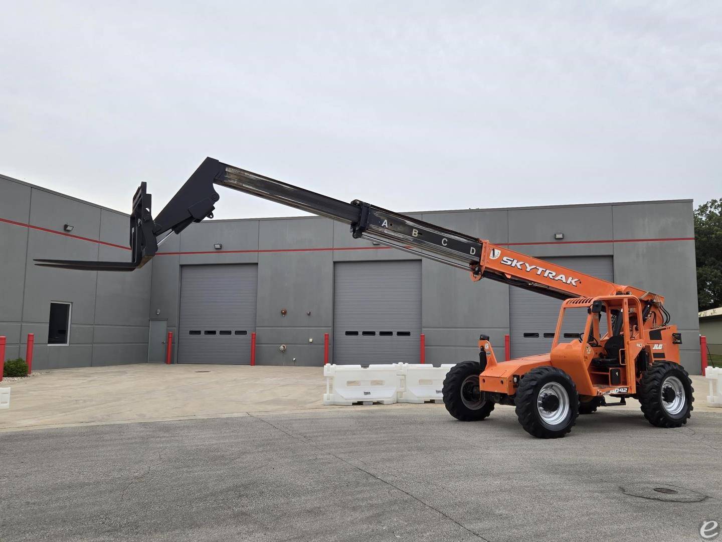 2019 Skytrak 6042