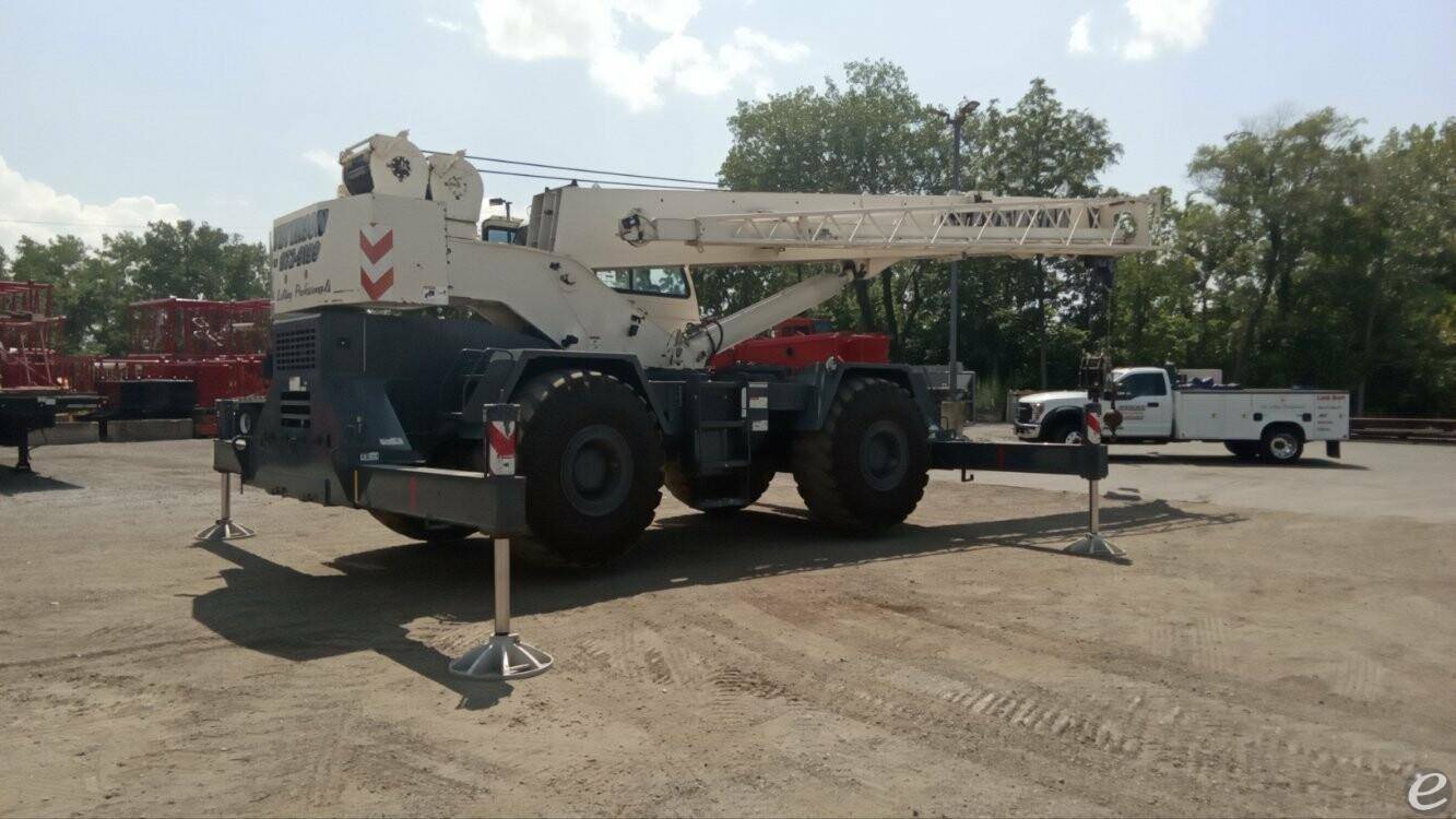 2014 Terex RT555