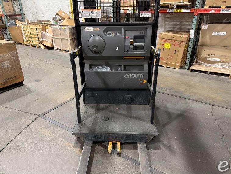 2017 Crown SP3500-30