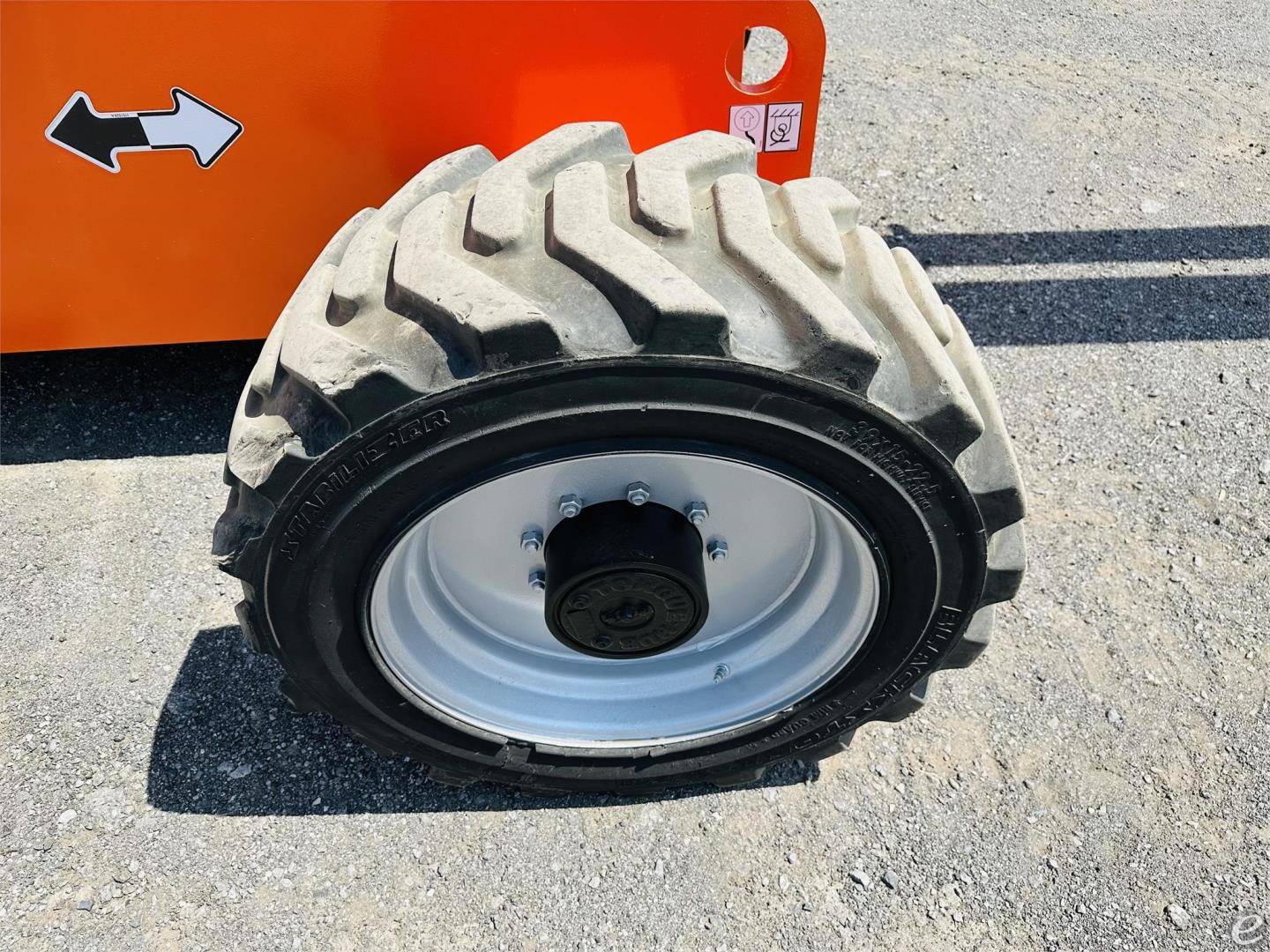 2012 JLG 660SJ