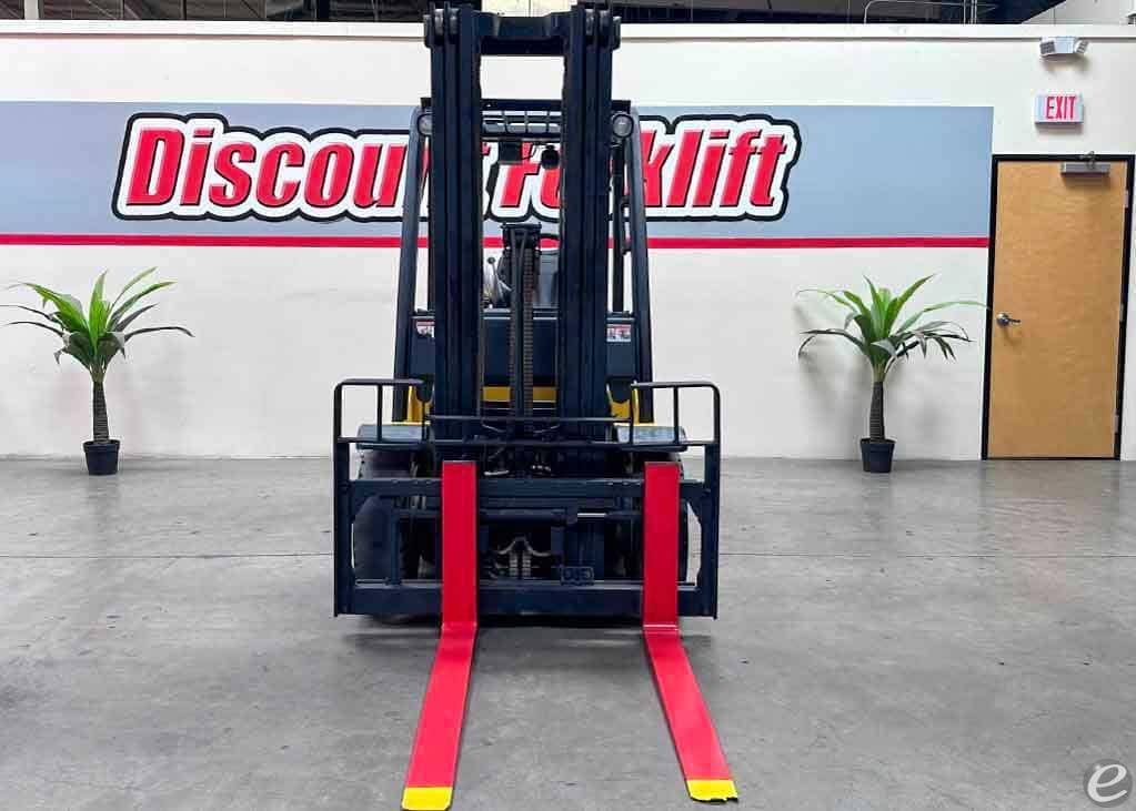2014 Yale GLP060VXNVSE093 LP Gas Forklift - 123Forklift