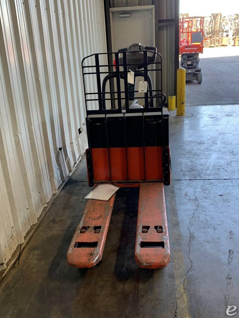 2017 Toyota 8HBE30 Electric Forklift - 123Forklift