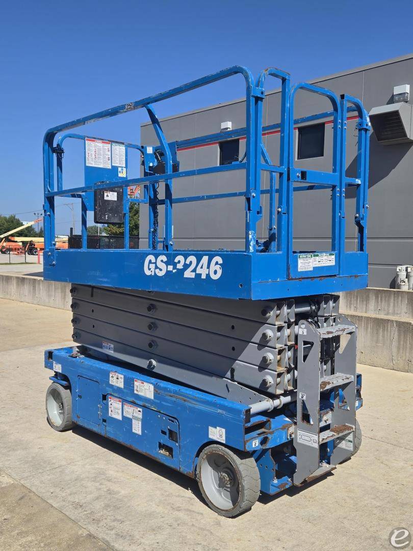 2018 Genie GS3246
