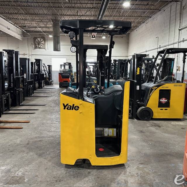 2022 Yale ESC030AD