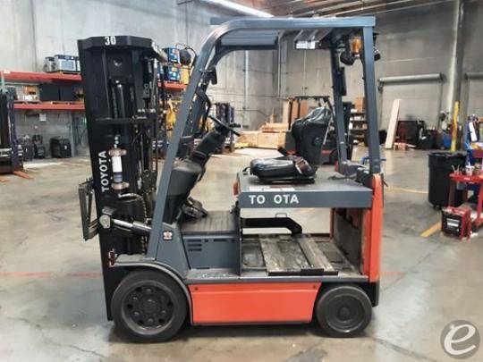 2017 Toyota 8FBCHU25 Electric Forklift - 123Forklift