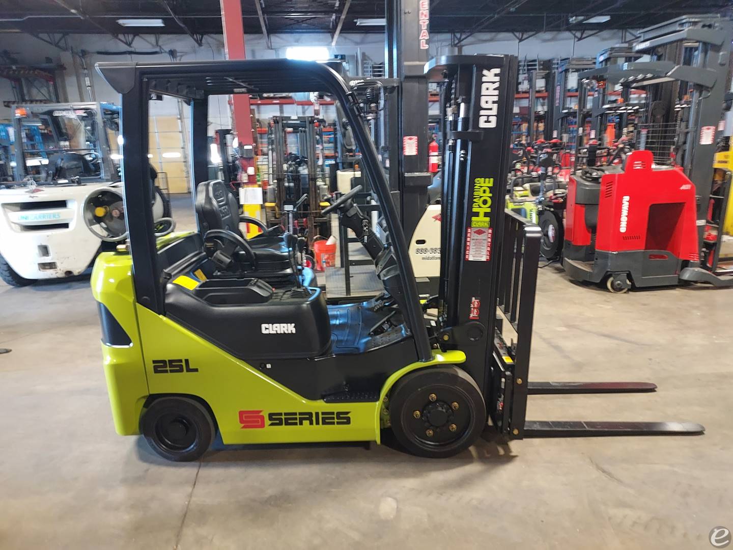 2022 Clark S25C LP Gas Forklift