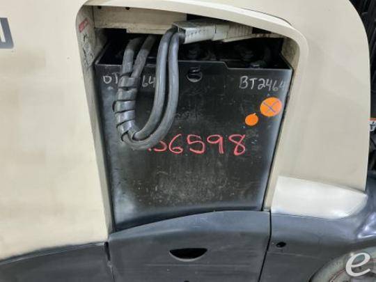 2023 Crown RC5735-35