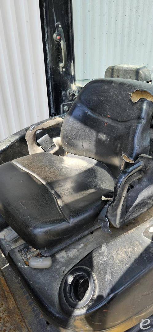 2008 Yale GDP155VX