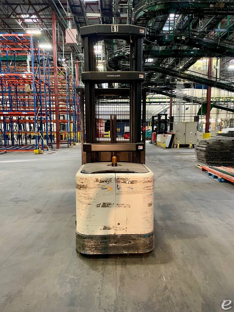 2012 Crown SP3520-30
