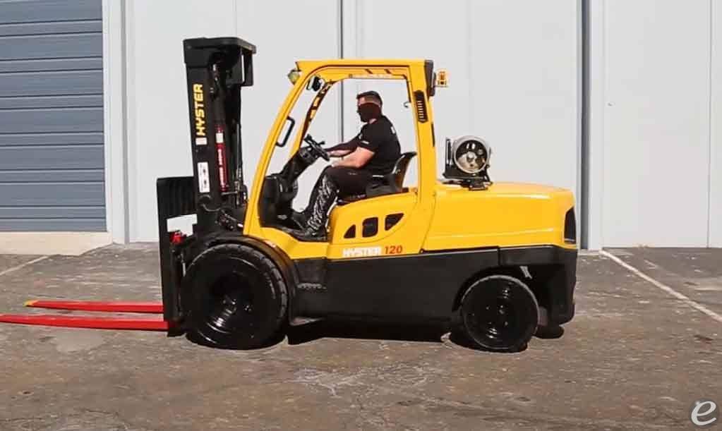 2017 Hyster H120FT LP Gas Forklift - 123Forklift