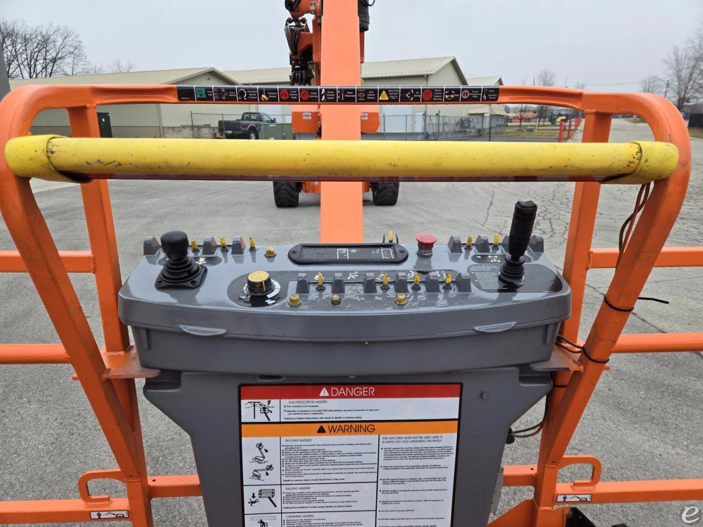 2016 JLG 1350SJP