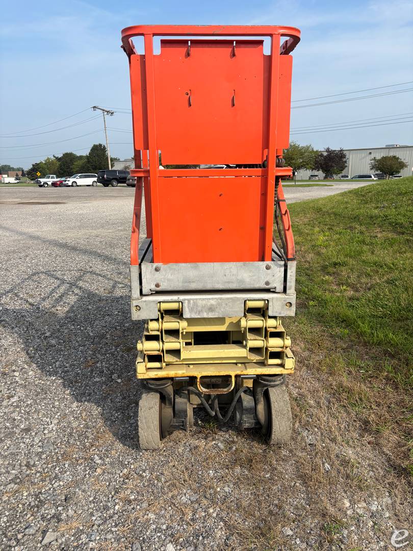 2006 JLG 1930ES