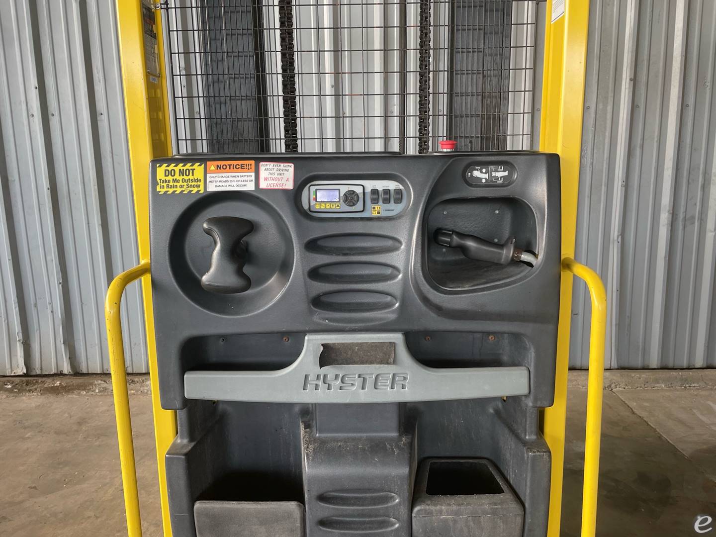 2016 Hyster  RX30XMS3 Electric Order Picker - 123Forklift