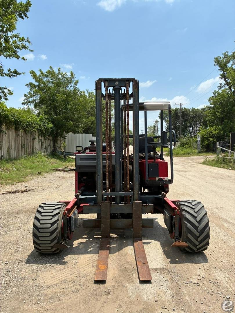 2002 Moffett M5500