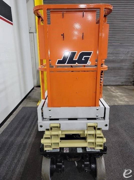 2015 JLG 1930ES