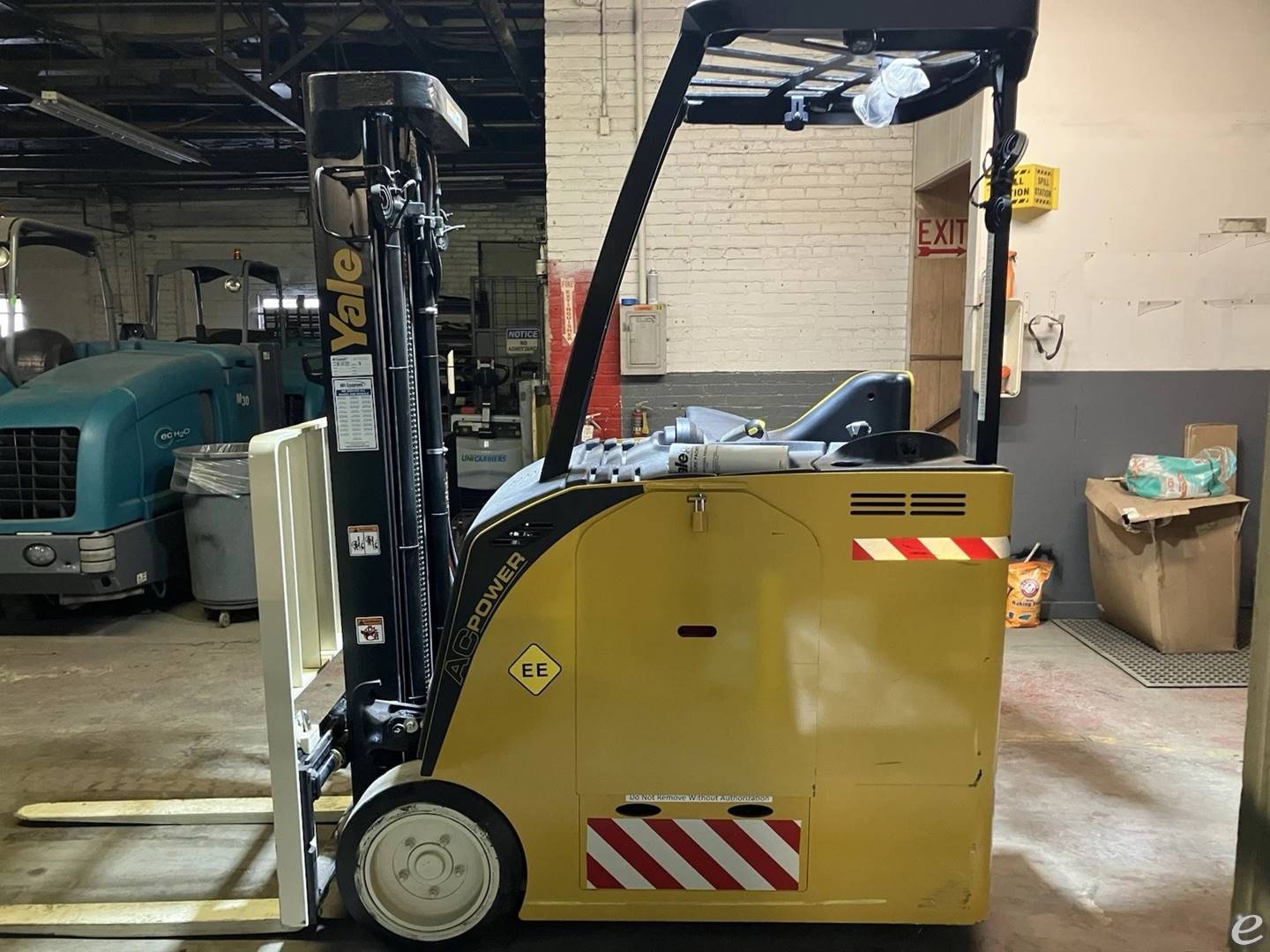 2021 Yale ESC040