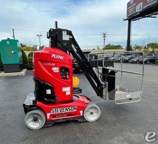 2021 Manitou 26VJR
