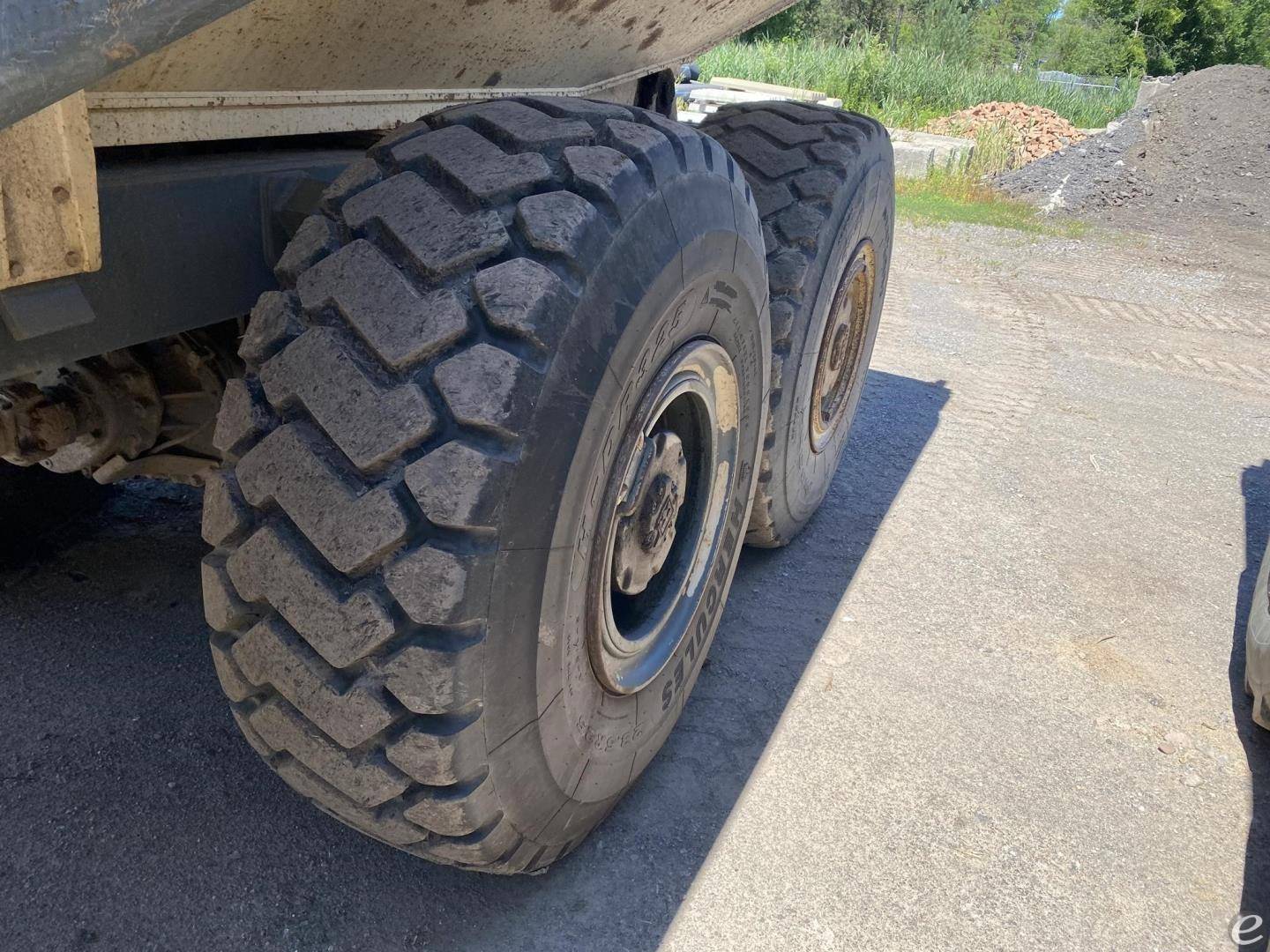 2011 Terex TA300