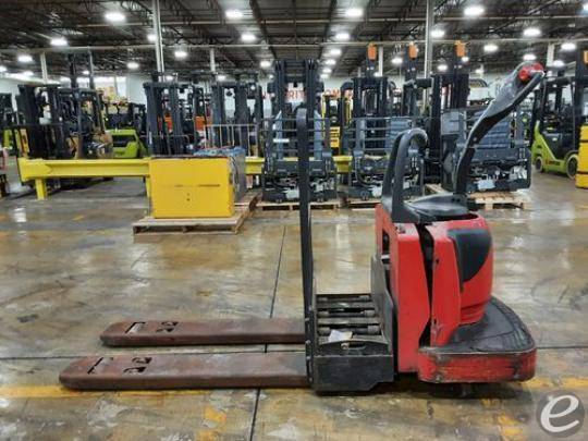 2017 Raymond 8410 Electric Forklift - 123Forklift